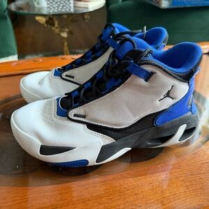 Jordan 4 max Aura Flight Kids' Black, Blue, and White Sneakers